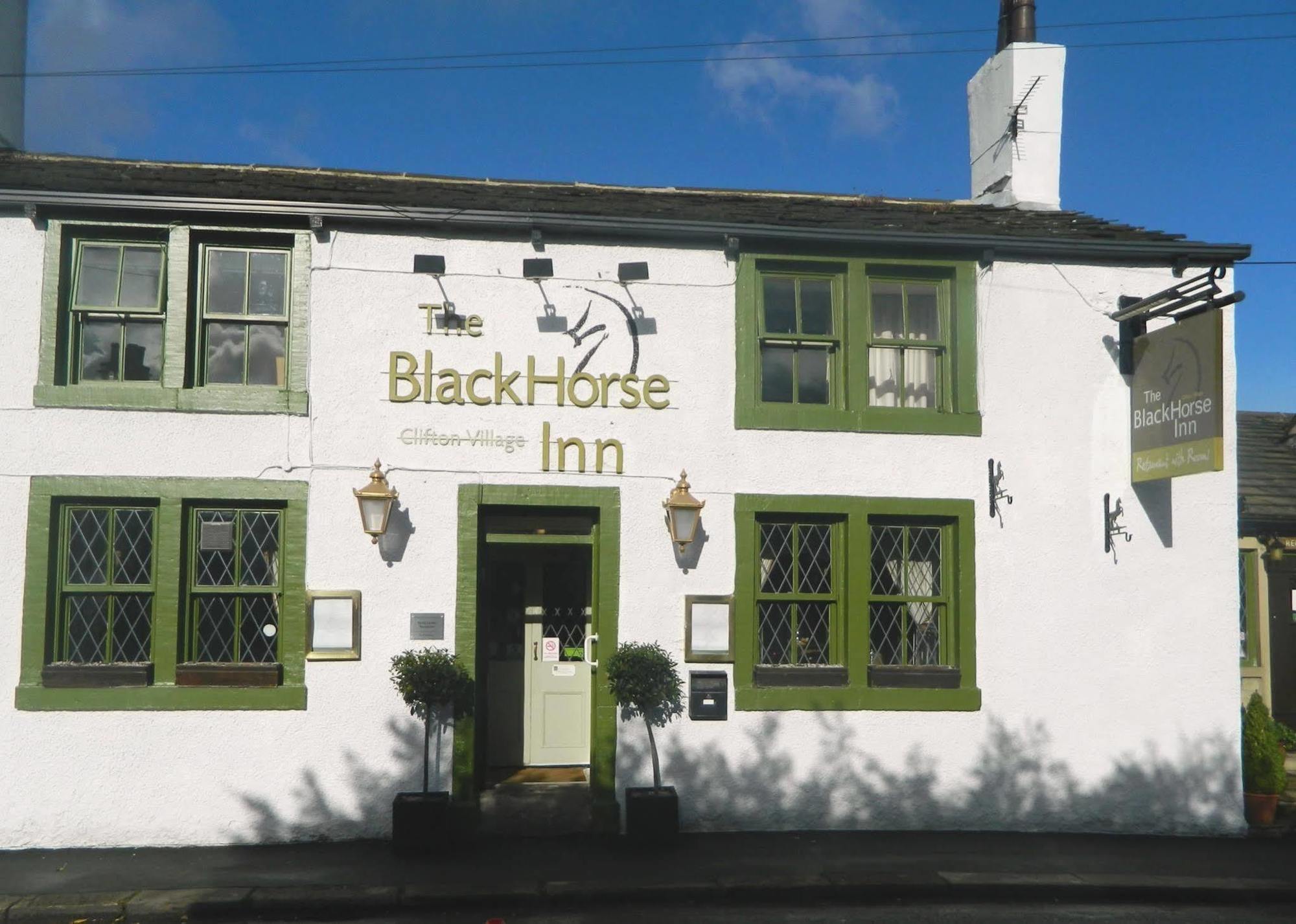 The Black Horse Inn Brighouse Exteriör bild